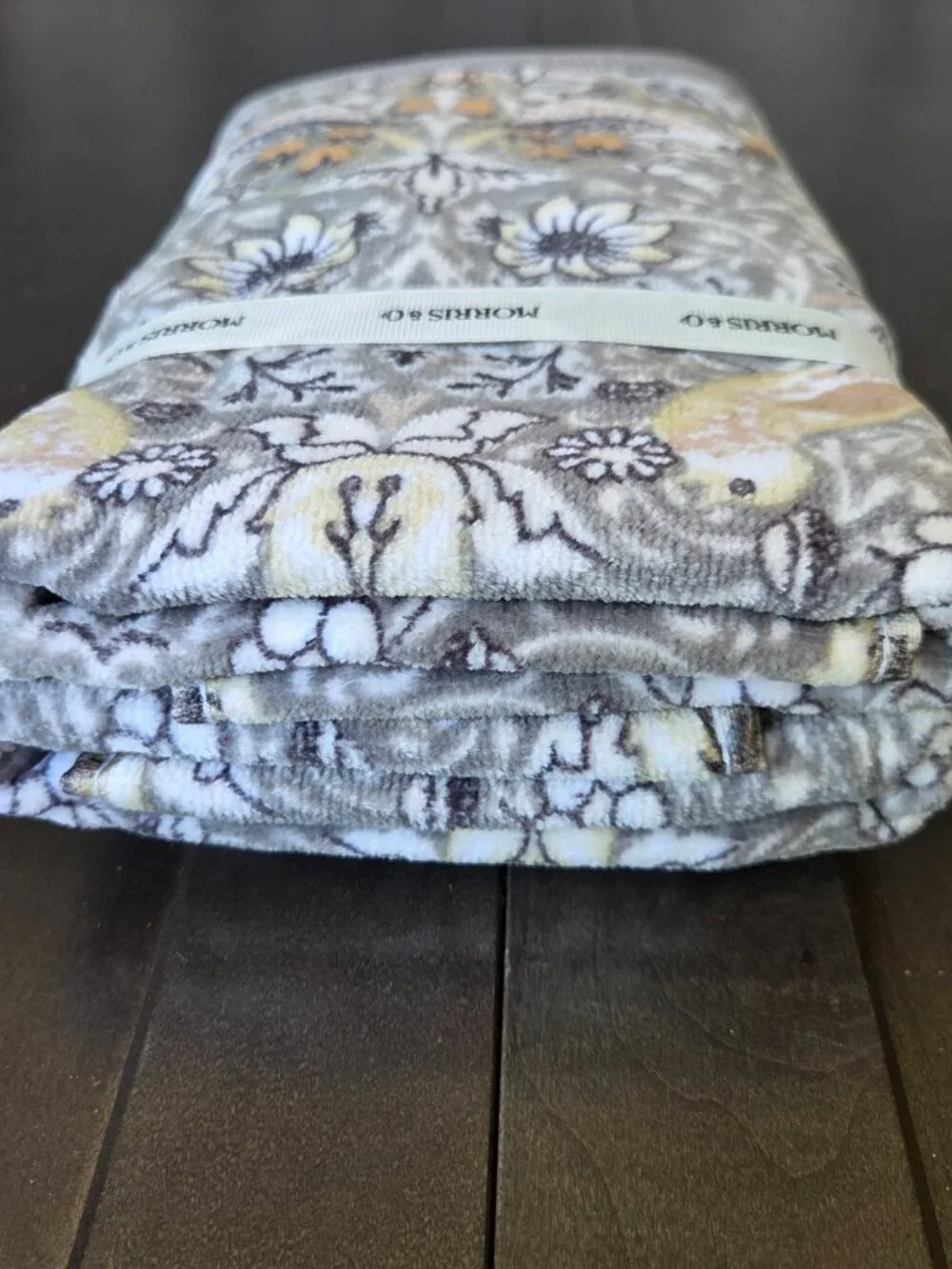 2 Morris & Co. William Morris Strawberry Thief Floral Velour HAND Towels NWT